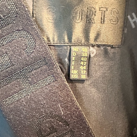 Goldbergh Bliss Puffer Ski Jacket-NWT with Removable Sleeves - Picture 11 of 16